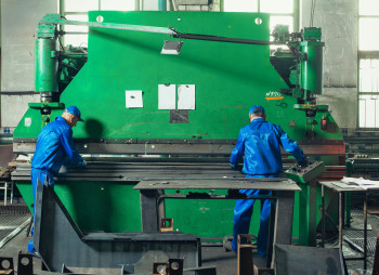 Крупный производитель коммунальной техники и крупногабаритных контейнеров